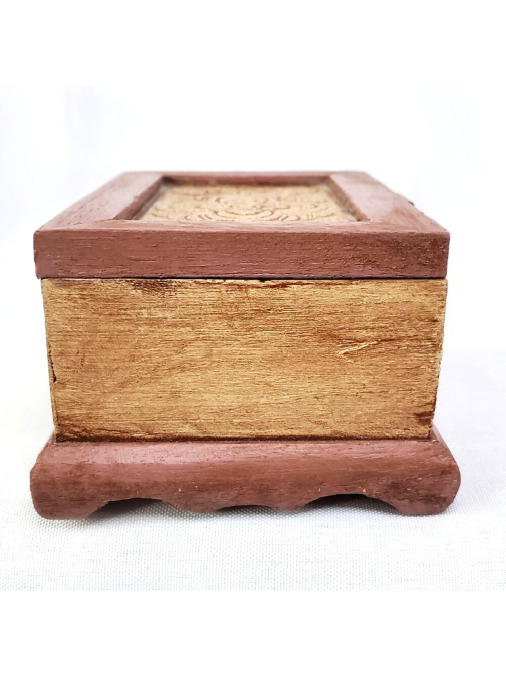 VTG Hand-Carved Wooden Jewelry Trinket Box With Floral Design & Brass Latch - Picture 8 of 13